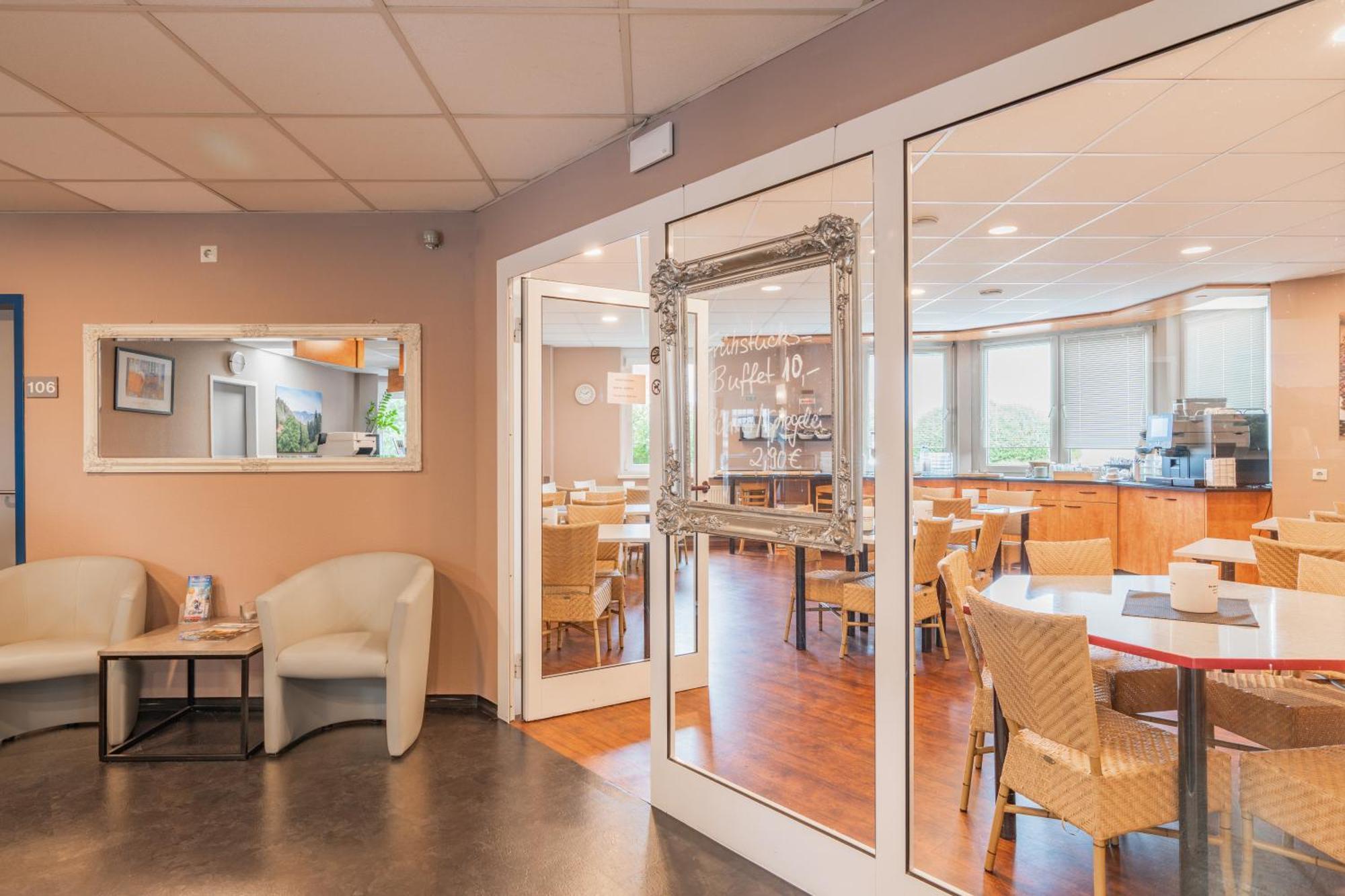 Euro-Hotel Каппель-Графенхаузен Экстерьер фото
