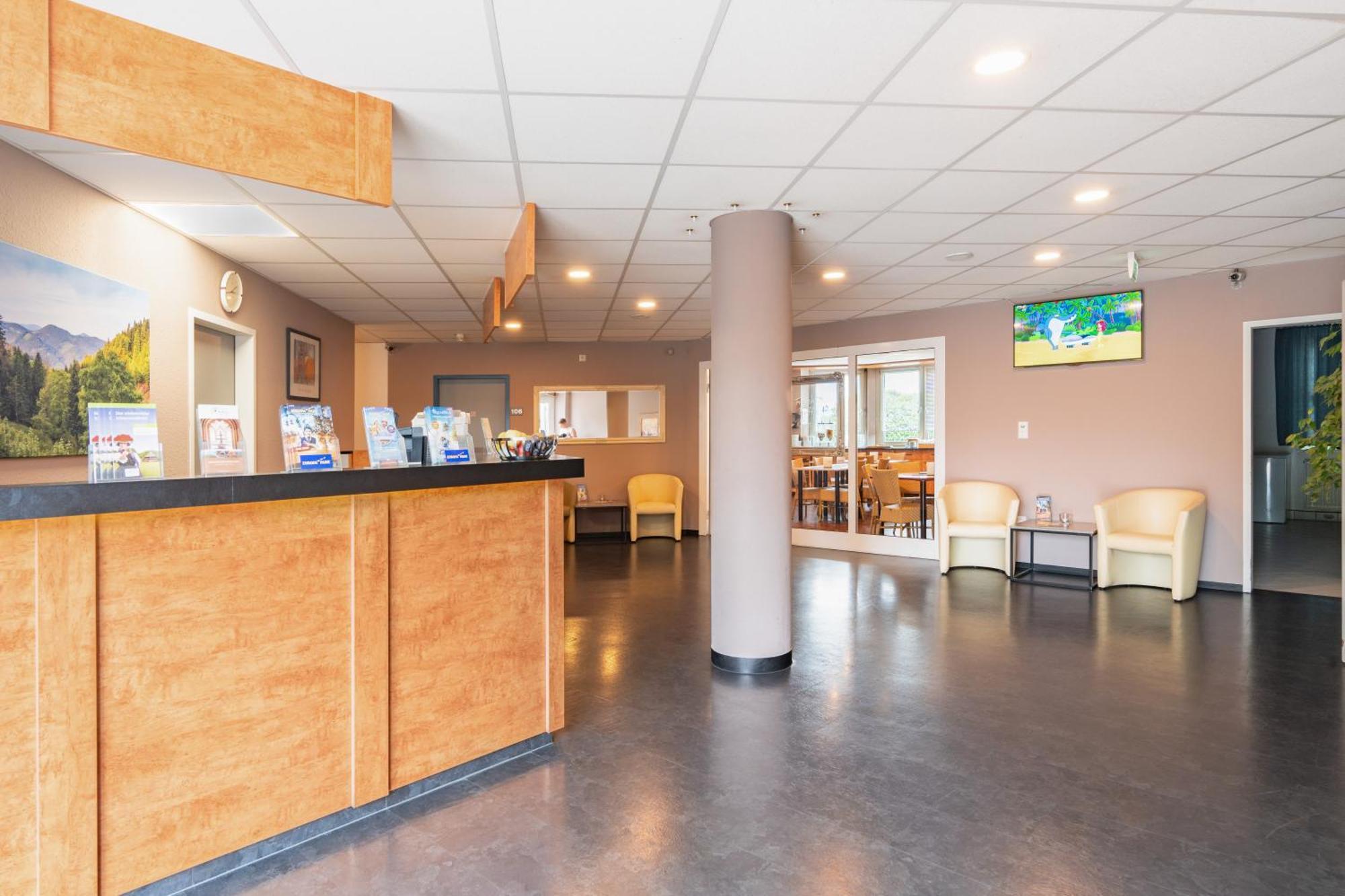 Euro-Hotel Каппель-Графенхаузен Экстерьер фото